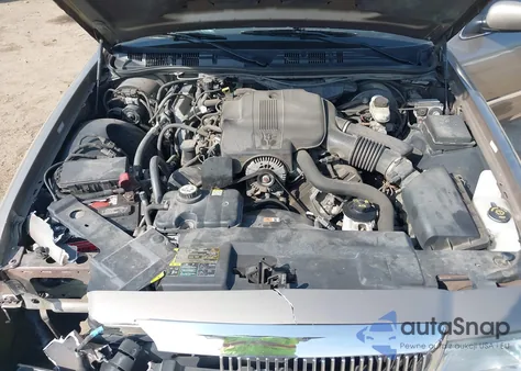 2004 Mercury Grand Marquis Gs из США, поврежденный, VIN 2MEFM74W34X694419